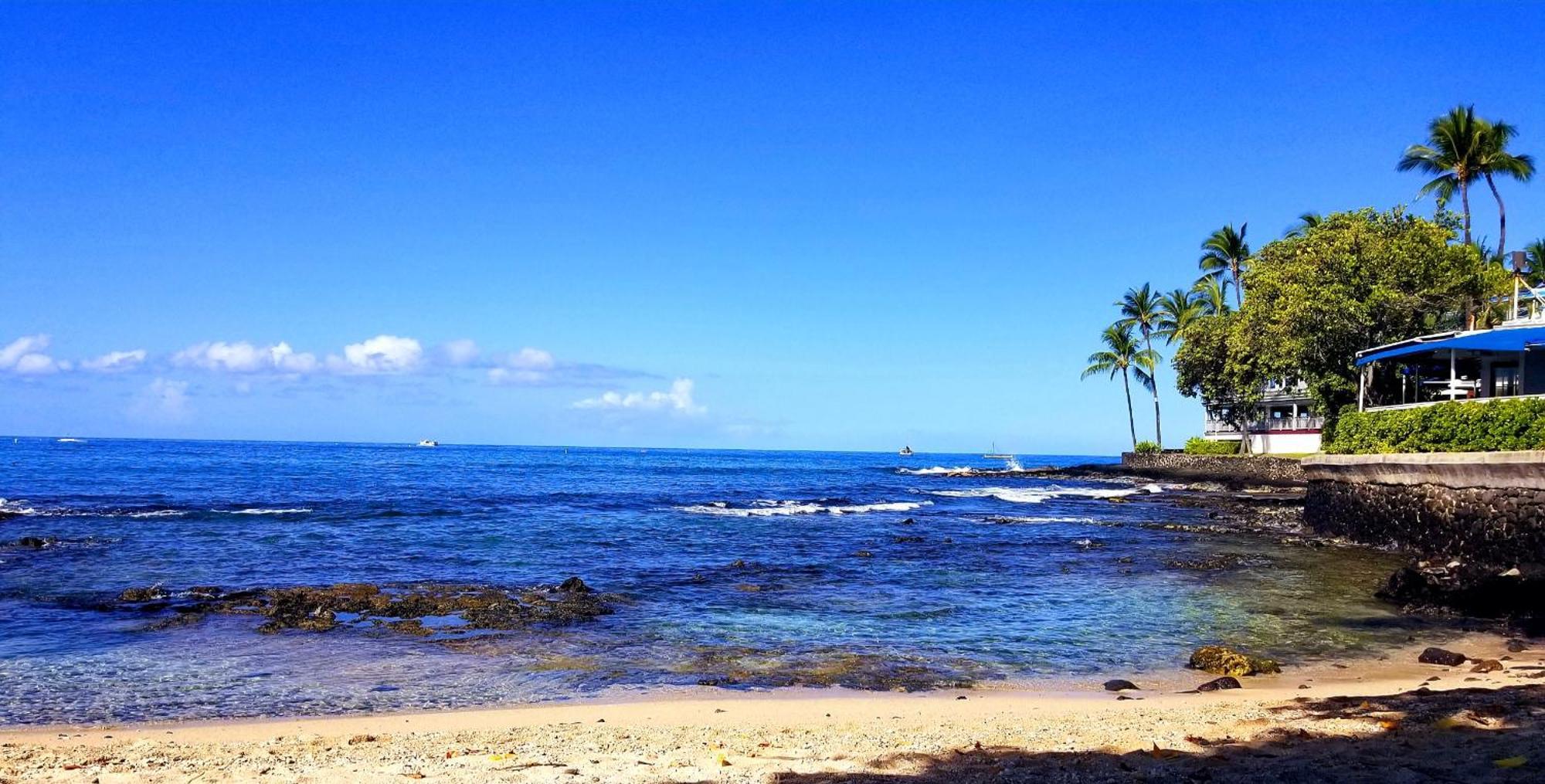 Downtown Hawaiian Paradise Condo With Hot Tub, Pool & Beach - Kona Islander Inn 凯路亚-科纳 外观 照片